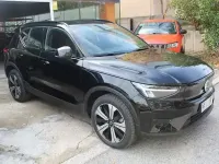 Usado Volvo XC40 Core 172 kW (234 CV) 2023 Negro SUV