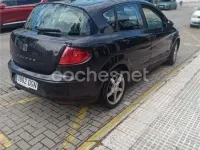 Usado Seat Toledo Sport 140 CV (102 kW) 2005 Negro Utilitario