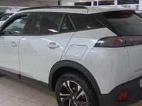Usado Peugeot 2008 Allure 131 CV (96 kW) 2023 Blanc nacre SUV