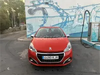 Usado Peugeot 208 Allure 110 CV (80 kW) 2018 Rojo Utilitario