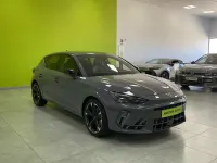 Usado Cupra Leon 150 CV (110 kW) 2025 Gris / plata Berlina