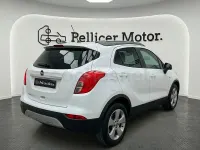 Usado Opel Mokka X Innovation 136 CV (100 kW) 2019 Blanco SUV