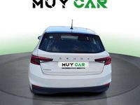 Usado Skoda Fabia Ambition 80 CV (58 kW) 2022 Blanco Utilitario