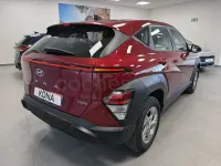 Usado Hyundai Kona 100 CV (73 kW) 2025 Rojo SUV