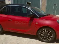 Usado Opel Adam Glam 87 CV (63 kW) 2017 Rojo Utilitario