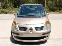 Usado Renault Modus Dynamique 98 CV (72 kW) 2005 Beige Monovolumen
