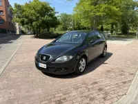 Usado Seat Leon Reference 105 CV (77 kW) 2008 Negro Utilitario