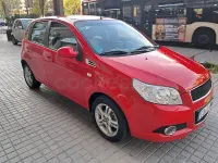 Usado Chevrolet Aveo LT 94 CV (69 kW) 2009 Rojo Berlina