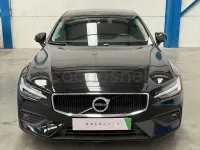 Käytetty Volvo S60 Momentum 197 HP (144 kW) 2021 Musta Sedan