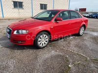 Usado Audi A4 140 CV (102 kW) 2005 Rojo Berlina