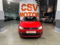 Usado VW Polo 75 CV (55 kW) 2017 Rojo Utilitario