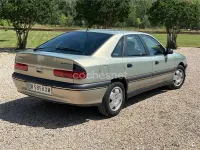 Usado Renault Safrane 115 CV (84 kW) 1999 Beige Utilitario