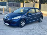 Usado Peugeot 207 90 CV (66 kW) 2010 Azul Berlina
