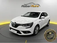 Usado Renault Mégane IV LIMITED 95 CV (69 kW) 2019 Blanco Berlina