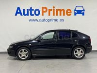 Usado Seat Leon Sport 105 CV (77 kW) 2003 Negro Utilitario