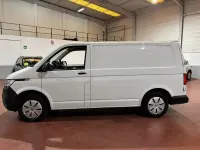 Usado VW Transporter 110 CV (80 kW) 2022 Blanco Van