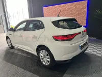 Usado Renault Mégane II Intens 115 CV (84 kW) 2022 Blanco Berlina