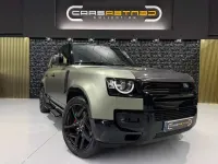 Używany Land Rover Defender S 241 KM (177 kW) 2021 Zielony SUV