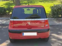 Usado Peugeot 1007 75 CV (55 kW) 2007 Rojo Monovolumen