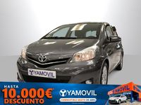 Usado Toyota Yaris Active 90 CV (66 kW) 2013 Gris Berlina