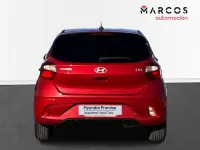 Usado Hyundai i10 64 CV (47 kW) 2025 Rojo Utilitario