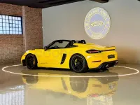 Usado Porsche 718 500 CV (367 kW) 2025 Amarillo Descapotable