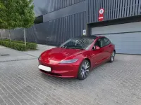 Usado Tesla Model 3 RWD 208 kW (283 CV) 2023 Rojo Berlina