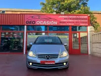 Usado Mercedes A180 109 CV (80 kW) 2009 Gris / plata Monovolumen