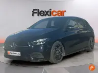 Usado Mercedes B180 116 CV (85 kW) 2022 Negro Utilitario