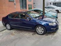 Usado VW Passat Highline 140 CV (102 kW) 2010 Azul Berlina