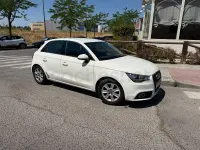 Usado Audi A1 Sportback Ambition 86 CV (63 kW) 2013 Blanco Utilitario