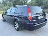 Usado Ford Mondeo Ghia 130 CV (95 kW) 2005 Azul Familiar