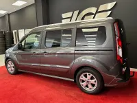 Usado Ford Tourneo Connect Titanium 120 CV (88 kW) 2016 Gris / plata Monovolumen
