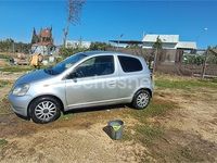 Usado Toyota Yaris 68 CV (50 kW) 2003 Gris / plata Berlina