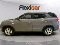 Usado SsangYong Tivoli 163 CV (119 kW) 2023 Gris SUV