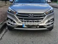 Usado Hyundai Tucson 115 CV (84 kW) 2016 Gris / plata SUV