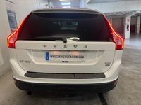 Usado Volvo XC60 Momentum 175 CV (128 kW) 2010 Blanco SUV