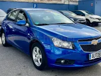 Usado Chevrolet Cruze LS 124 CV (91 kW) 2012 Azul Berlina