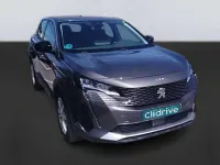 Usado Peugeot 3008 Active 131 CV (96 kW) 2022 Gris SUV