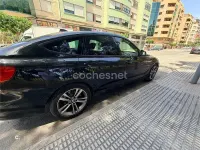 Usado BMW 318 150 CV (110 kW) 2018 Negro Berlina