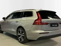 Usado Volvo V60 Core 197 CV (144 kW) 2025 Gris / plata Familiar
