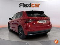 Usado Skoda Fabia Selection 80 CV (58 kW) 2024 Rojo Berlina