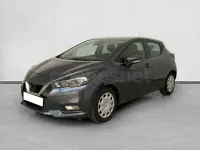 Usado Nissan Micra Acenta 92 CV (67 kW) 2022 Gris / plata Utilitario