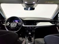 Usado Skoda Kamiq Selection 115 CV (84 kW) 2024 Gris plata SUV