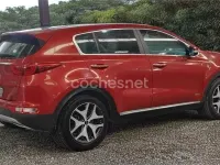 Usado Kia Sportage GT-Line 141 CV (103 kW) 2018 Rojo SUV