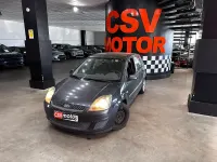 Usado Ford Fiesta Trend 70 CV (51 kW) 2008 Gris / plata Utilitario