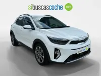 Usado Kia Stonic 101 CV (74 kW) 2023 Blanco SUV