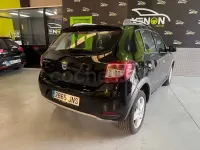 Usado Dacia Sandero Stepway 90 CV (66 kW) 2016 Negro Berlina