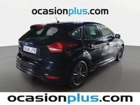 Usado Ford Focus ST-Line 125 CV (91 kW) 2016 Negro Utilitario