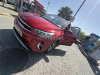Usado Kia Stonic Plus 84 CV (61 kW) 2022 Rojo SUV